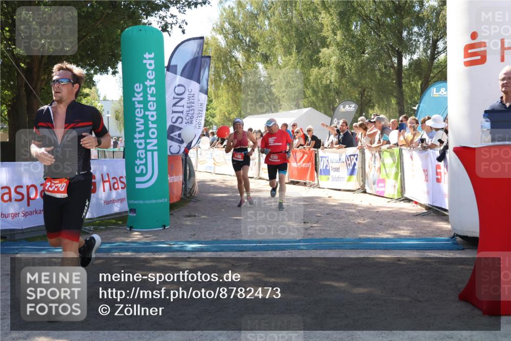 07.09.2025 - 19. Norderstedt Triathlon Zöllner http://msf.ph/oto/8782473 07.09.2025 13:00:29 Ziel 146, 830, 1370 meine-sportfotos.de