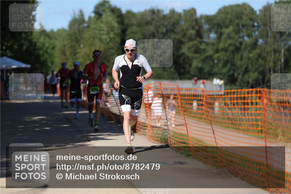 07.09.2025 - 19. Norderstedt Triathlon Michael Strokosch http://msf.ph/oto/8782479 07.09.2025 15:14:10 Laufen 361, 366, 976 meine-sportfotos.de