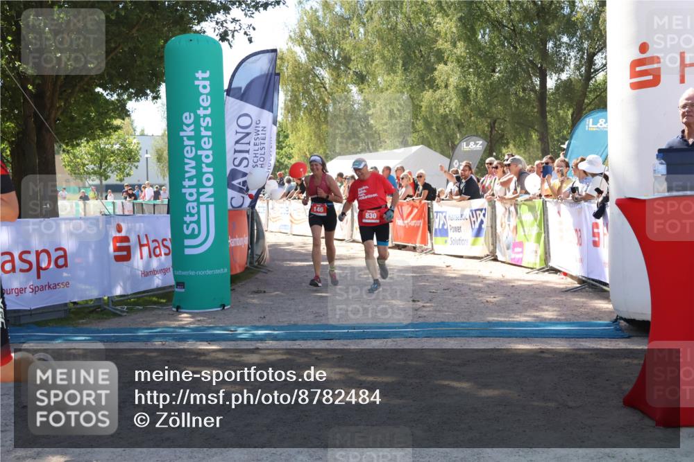 07.09.2025 - 19. Norderstedt Triathlon Zöllner http://msf.ph/oto/8782484 07.09.2025 13:00:29 Ziel 146, 830, 1370 meine-sportfotos.de