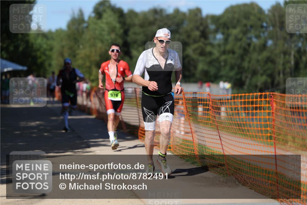 07.09.2025 - 19. Norderstedt Triathlon Michael Strokosch http://msf.ph/oto/8782491 07.09.2025 15:14:11 Laufen 361, 976 meine-sportfotos.de