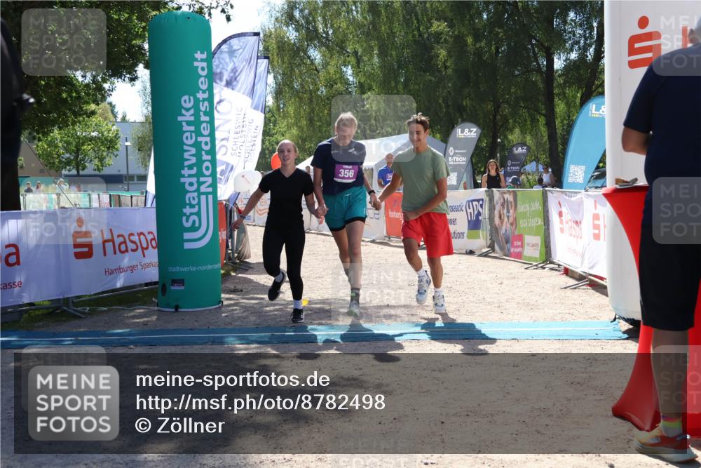 07.09.2025 - 19. Norderstedt Triathlon Zöllner http://msf.ph/oto/8782498 07.09.2025 14:16:13 Ziel 356 meine-sportfotos.de