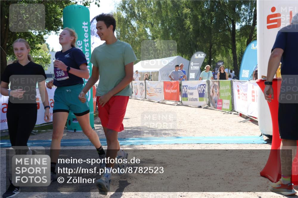 07.09.2025 - 19. Norderstedt Triathlon Zöllner http://msf.ph/oto/8782523 07.09.2025 14:16:14 Ziel 356 meine-sportfotos.de