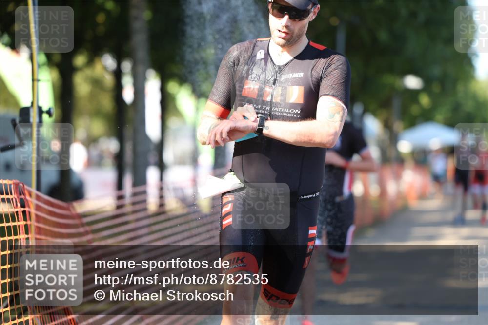 07.09.2025 - 19. Norderstedt Triathlon Michael Strokosch http://msf.ph/oto/8782535 07.09.2025 16:09:59 Laufen 521, 525, 546 meine-sportfotos.de