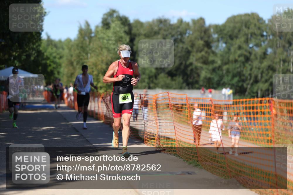 07.09.2025 - 19. Norderstedt Triathlon Michael Strokosch http://msf.ph/oto/8782562 07.09.2025 15:14:19 Laufen 1401 meine-sportfotos.de