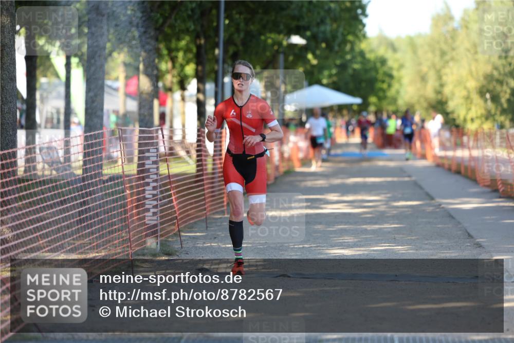 07.09.2025 - 19. Norderstedt Triathlon Michael Strokosch http://msf.ph/oto/8782567 07.09.2025 16:10:04 Laufen 521 meine-sportfotos.de