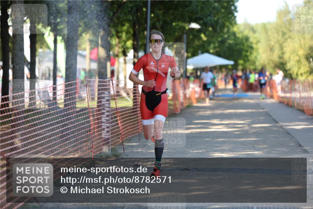 07.09.2025 - 19. Norderstedt Triathlon Michael Strokosch http://msf.ph/oto/8782571 07.09.2025 16:10:04 Laufen 521 meine-sportfotos.de