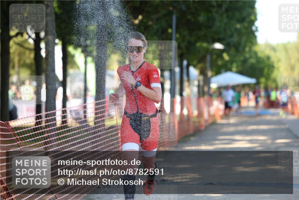 07.09.2025 - 19. Norderstedt Triathlon Michael Strokosch http://msf.ph/oto/8782591 07.09.2025 16:10:05 Laufen 521 meine-sportfotos.de