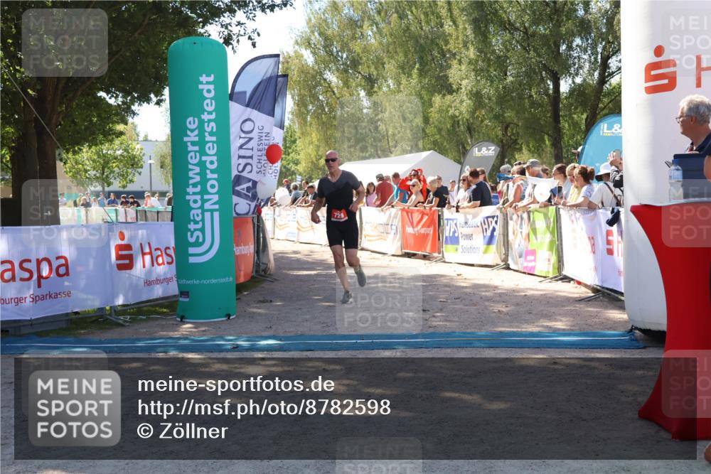 07.09.2025 - 19. Norderstedt Triathlon Zöllner http://msf.ph/oto/8782598 07.09.2025 13:01:01 Ziel 728 meine-sportfotos.de