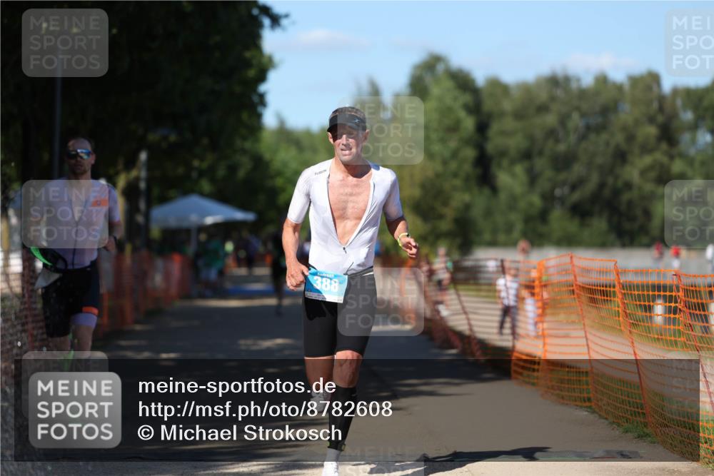 07.09.2025 - 19. Norderstedt Triathlon Michael Strokosch http://msf.ph/oto/8782608 07.09.2025 15:14:23 Laufen 1017, 1401 meine-sportfotos.de