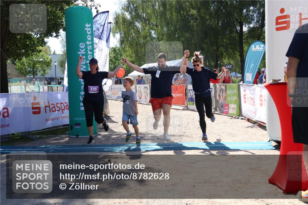 07.09.2025 - 19. Norderstedt Triathlon Zöllner http://msf.ph/oto/8782628 07.09.2025 14:18:33 Ziel 335 meine-sportfotos.de