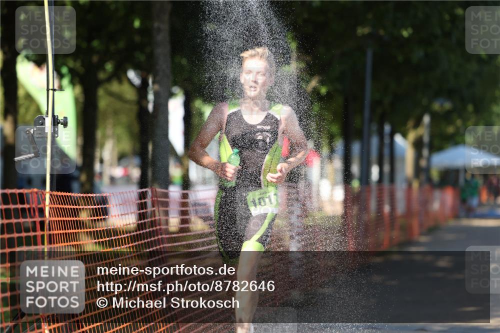 07.09.2025 - 19. Norderstedt Triathlon Michael Strokosch http://msf.ph/oto/8782646 07.09.2025 15:14:32 Laufen 1017, 1040 meine-sportfotos.de