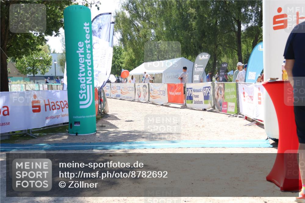 07.09.2025 - 19. Norderstedt Triathlon Zöllner http://msf.ph/oto/8782692 07.09.2025 14:19:38 Ziel  meine-sportfotos.de