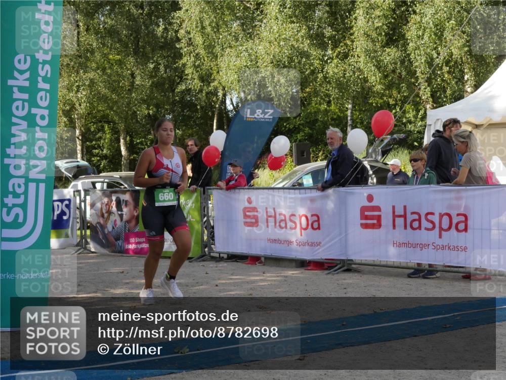 07.09.2025 - 19. Norderstedt Triathlon Zöllner http://msf.ph/oto/8782698 07.09.2025 11:07:44 Ziel 660 meine-sportfotos.de