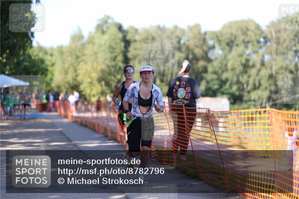 07.09.2025 - 19. Norderstedt Triathlon Michael Strokosch http://msf.ph/oto/8782796 07.09.2025 16:10:47 Laufen 448, 460, 490 meine-sportfotos.de