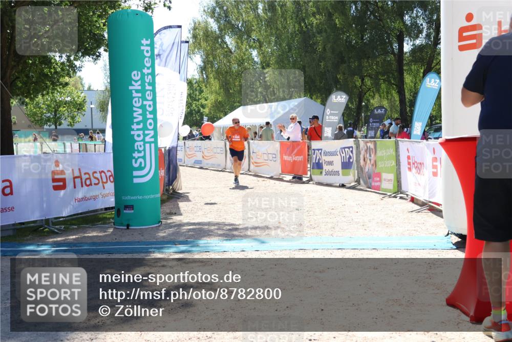 07.09.2025 - 19. Norderstedt Triathlon Zöllner http://msf.ph/oto/8782800 07.09.2025 14:26:15 Ziel 1304 meine-sportfotos.de