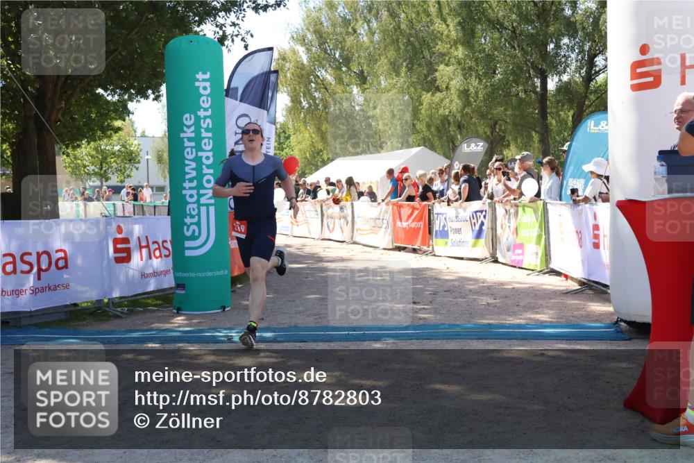 07.09.2025 - 19. Norderstedt Triathlon Zöllner http://msf.ph/oto/8782803 07.09.2025 13:02:00 Ziel 210 meine-sportfotos.de