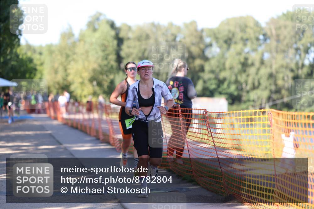 07.09.2025 - 19. Norderstedt Triathlon Michael Strokosch http://msf.ph/oto/8782804 07.09.2025 16:10:47 Laufen 448, 460, 490 meine-sportfotos.de