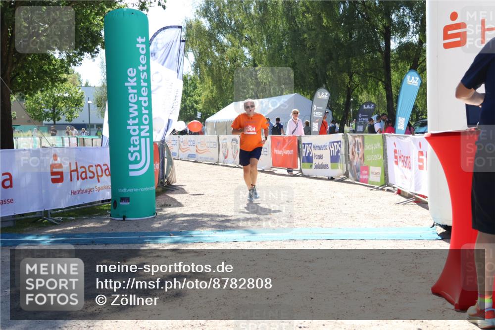07.09.2025 - 19. Norderstedt Triathlon Zöllner http://msf.ph/oto/8782808 07.09.2025 14:26:17 Ziel 1304 meine-sportfotos.de