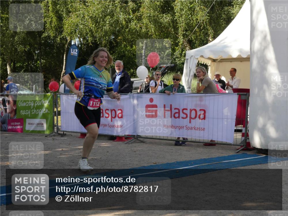 07.09.2025 - 19. Norderstedt Triathlon Zöllner http://msf.ph/oto/8782817 07.09.2025 11:11:30 Ziel 1112 meine-sportfotos.de