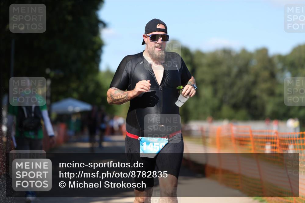 07.09.2025 - 19. Norderstedt Triathlon Michael Strokosch http://msf.ph/oto/8782835 07.09.2025 15:15:30 Laufen 1459 meine-sportfotos.de