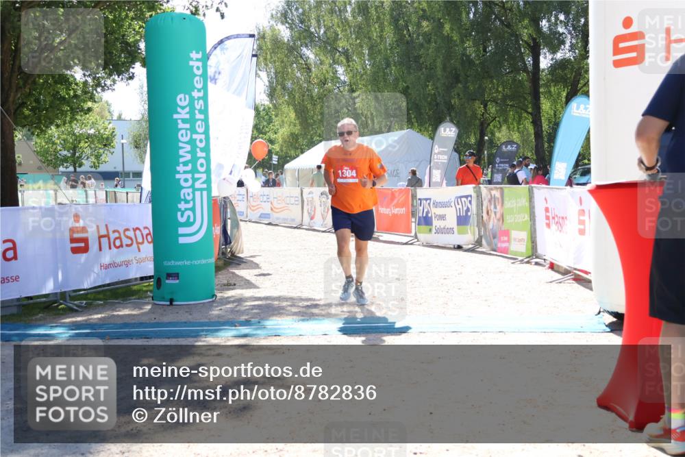 07.09.2025 - 19. Norderstedt Triathlon Zöllner http://msf.ph/oto/8782836 07.09.2025 14:26:18 Ziel 1304 meine-sportfotos.de