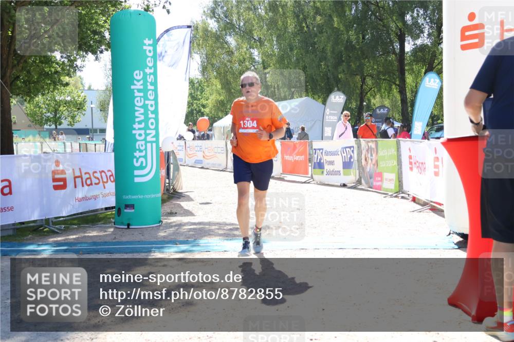 07.09.2025 - 19. Norderstedt Triathlon Zöllner http://msf.ph/oto/8782855 07.09.2025 14:26:19 Ziel 1304 meine-sportfotos.de