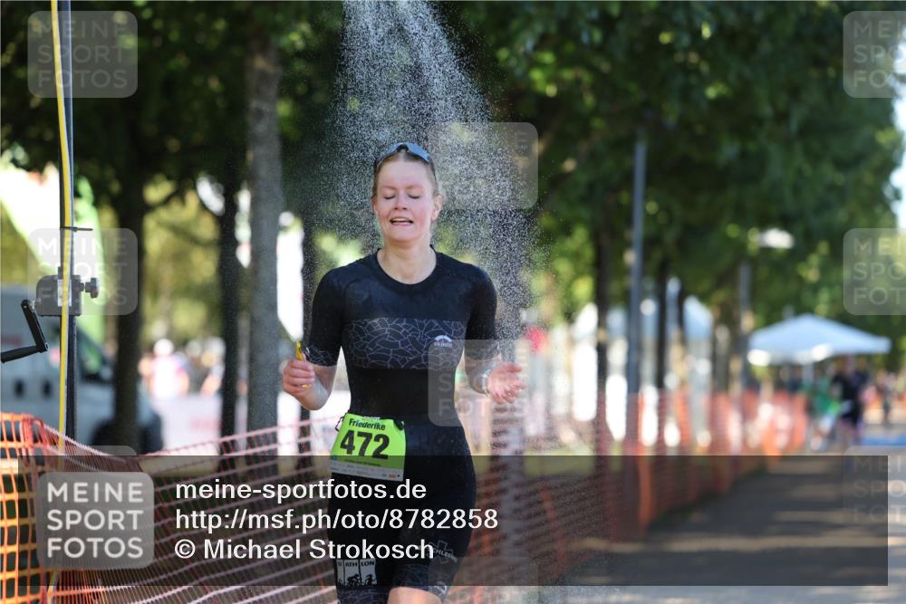 07.09.2025 - 19. Norderstedt Triathlon Michael Strokosch http://msf.ph/oto/8782858 07.09.2025 16:10:50 Laufen 448, 460 meine-sportfotos.de