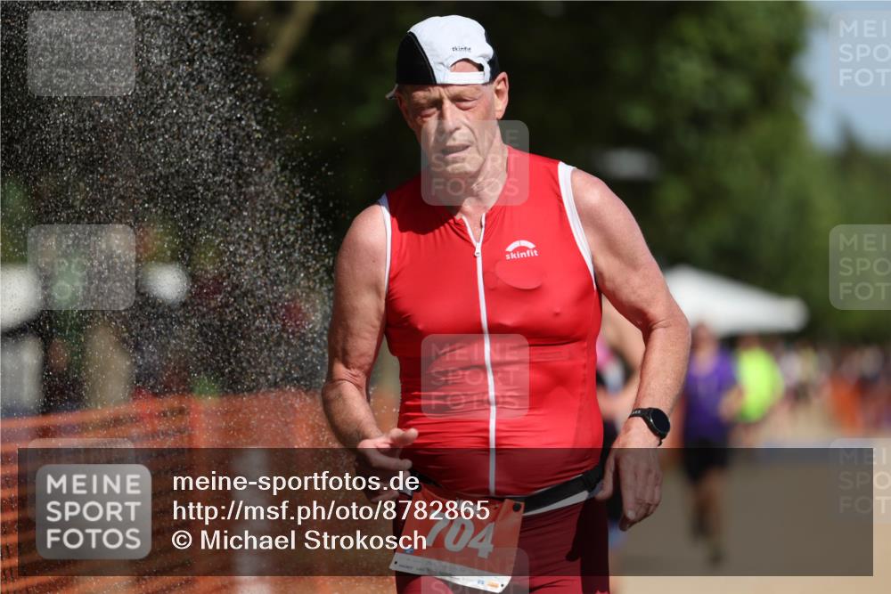 07.09.2025 - 19. Norderstedt Triathlon Michael Strokosch http://msf.ph/oto/8782865 07.09.2025 12:14:06 Laufen 704, 1246, 1334 meine-sportfotos.de