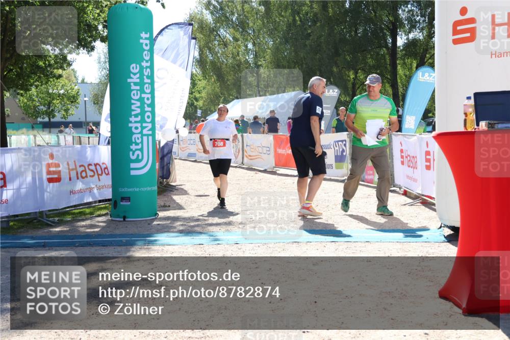 07.09.2025 - 19. Norderstedt Triathlon Zöllner http://msf.ph/oto/8782874 07.09.2025 14:36:04 Ziel 708 meine-sportfotos.de