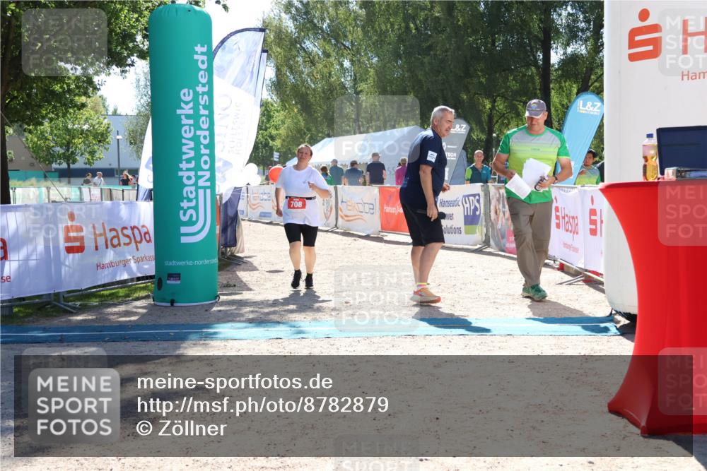 07.09.2025 - 19. Norderstedt Triathlon Zöllner http://msf.ph/oto/8782879 07.09.2025 14:36:04 Ziel 708 meine-sportfotos.de