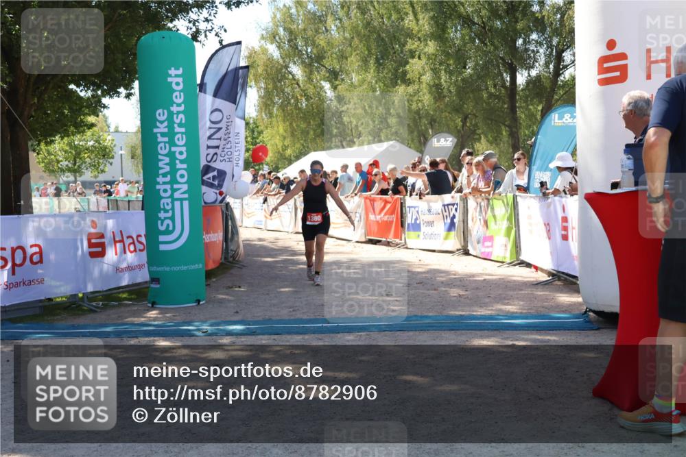 07.09.2025 - 19. Norderstedt Triathlon Zöllner http://msf.ph/oto/8782906 07.09.2025 13:02:33 Ziel 1380 meine-sportfotos.de