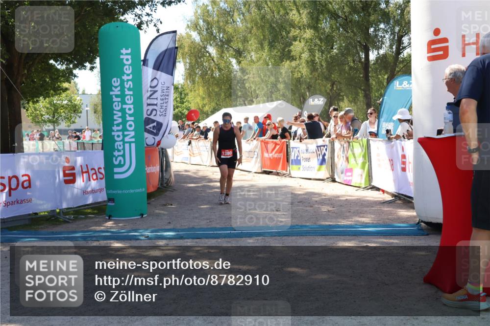 07.09.2025 - 19. Norderstedt Triathlon Zöllner http://msf.ph/oto/8782910 07.09.2025 13:02:33 Ziel 1380 meine-sportfotos.de