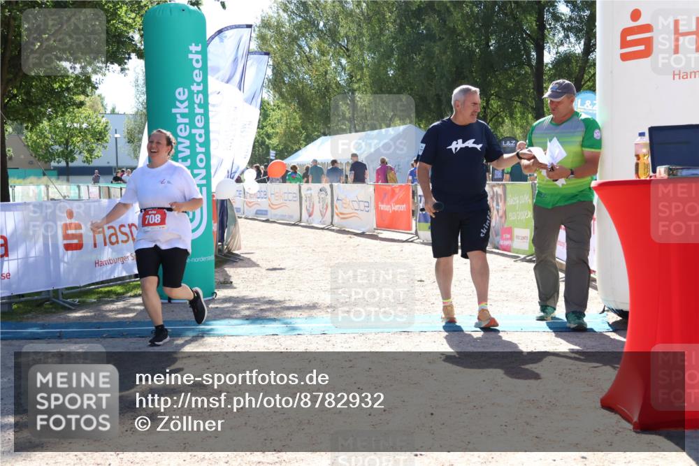 07.09.2025 - 19. Norderstedt Triathlon Zöllner http://msf.ph/oto/8782932 07.09.2025 14:36:06 Ziel 708 meine-sportfotos.de