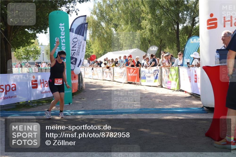 07.09.2025 - 19. Norderstedt Triathlon Zöllner http://msf.ph/oto/8782958 07.09.2025 13:02:37 Ziel 1380 meine-sportfotos.de