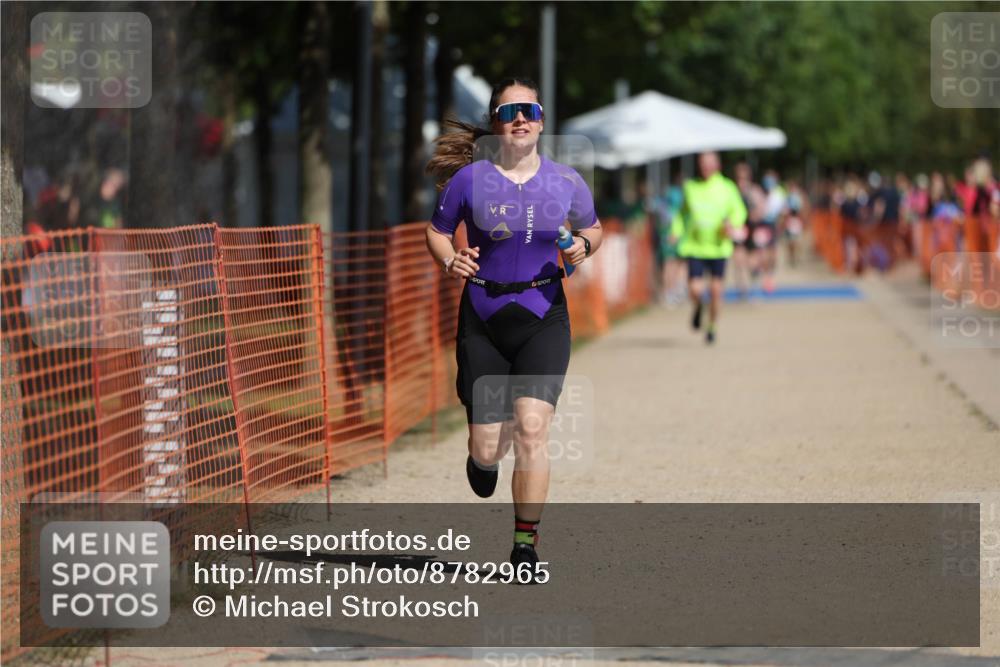 07.09.2025 - 19. Norderstedt Triathlon Michael Strokosch http://msf.ph/oto/8782965 07.09.2025 12:14:11 Laufen 1246, 1334 meine-sportfotos.de