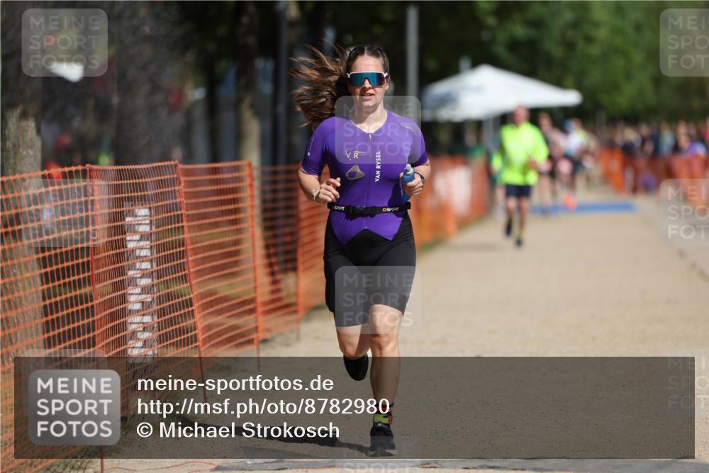 07.09.2025 - 19. Norderstedt Triathlon Michael Strokosch http://msf.ph/oto/8782980 07.09.2025 12:14:11 Laufen 1246, 1334 meine-sportfotos.de