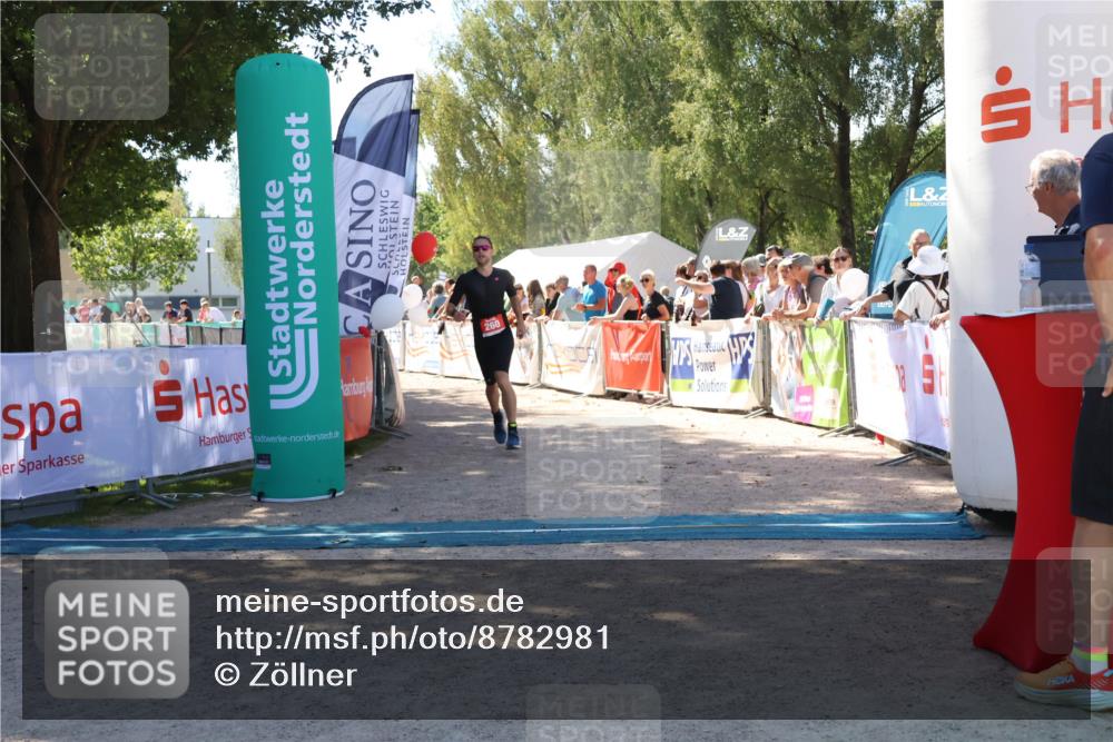 07.09.2025 - 19. Norderstedt Triathlon Zöllner http://msf.ph/oto/8782981 07.09.2025 13:02:53 Ziel 260 meine-sportfotos.de