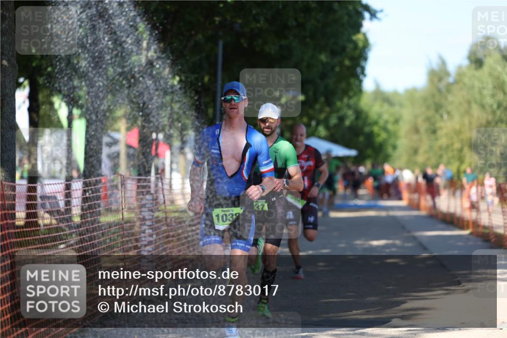 07.09.2025 - 19. Norderstedt Triathlon Michael Strokosch http://msf.ph/oto/8783017 07.09.2025 15:15:56 Laufen 964 meine-sportfotos.de