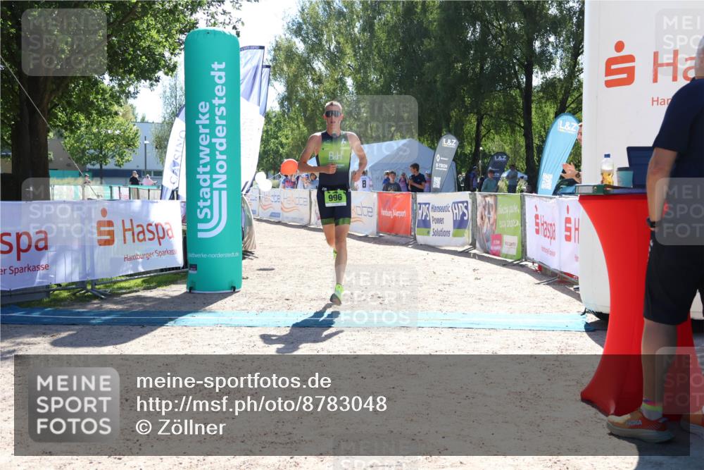 07.09.2025 - 19. Norderstedt Triathlon Zöllner http://msf.ph/oto/8783048 07.09.2025 15:02:52 Ziel 996 meine-sportfotos.de