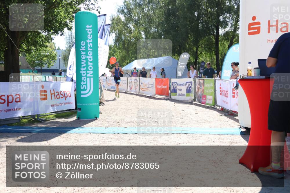 07.09.2025 - 19. Norderstedt Triathlon Zöllner http://msf.ph/oto/8783065 07.09.2025 15:05:15 Ziel 392 meine-sportfotos.de
