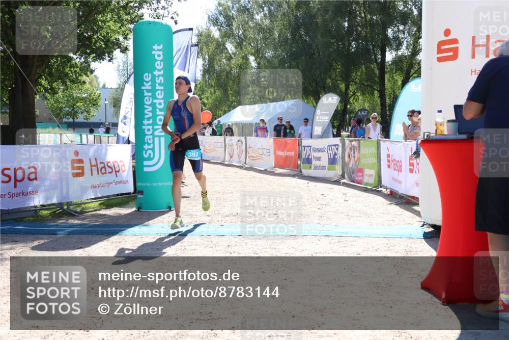07.09.2025 - 19. Norderstedt Triathlon Zöllner http://msf.ph/oto/8783144 07.09.2025 15:05:18 Ziel 392 meine-sportfotos.de