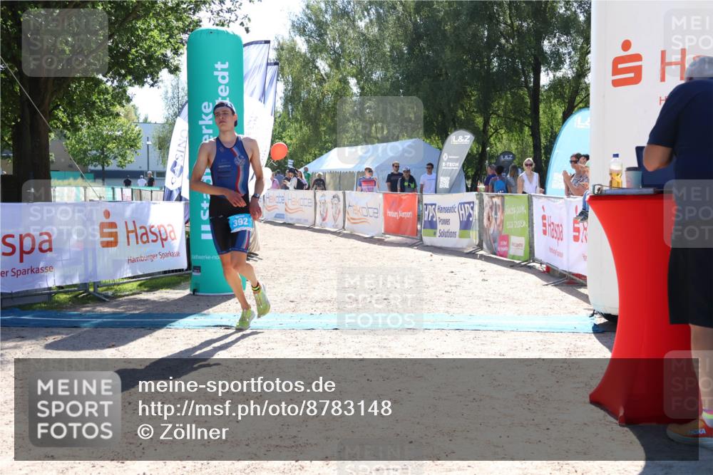 07.09.2025 - 19. Norderstedt Triathlon Zöllner http://msf.ph/oto/8783148 07.09.2025 15:05:18 Ziel 392 meine-sportfotos.de