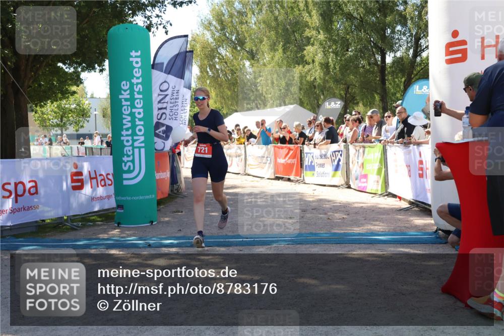 07.09.2025 - 19. Norderstedt Triathlon Zöllner http://msf.ph/oto/8783176 07.09.2025 13:03:48 Ziel 182, 273, 721, 1251 meine-sportfotos.de