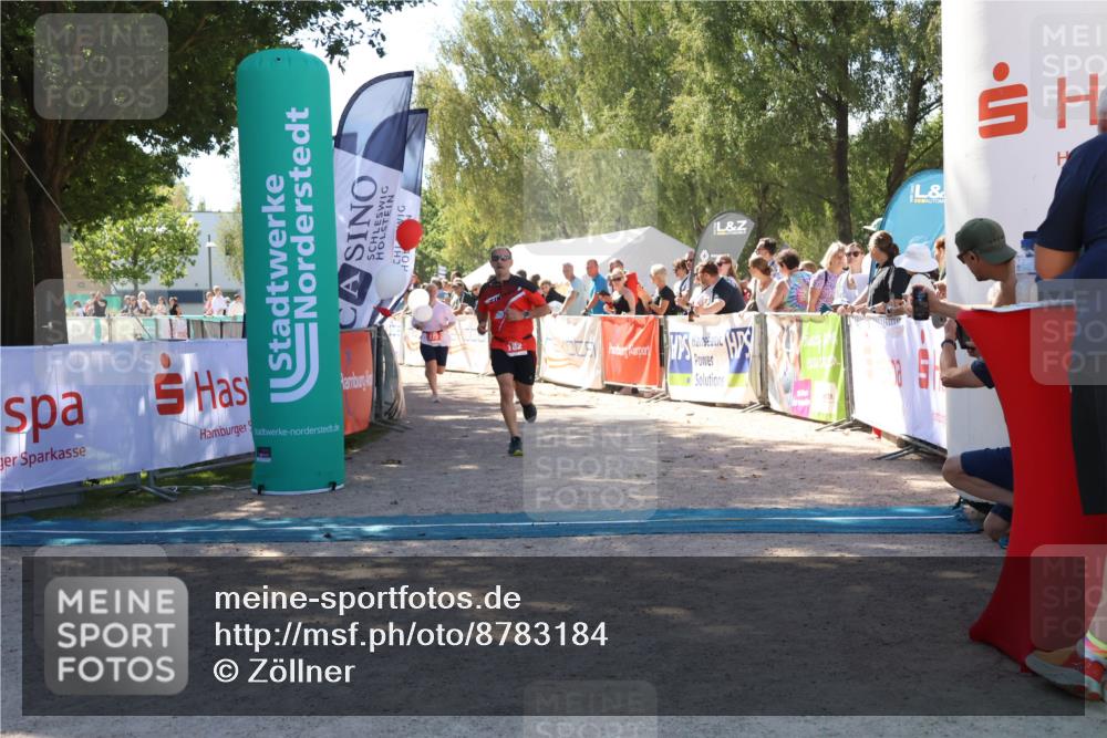 07.09.2025 - 19. Norderstedt Triathlon Zöllner http://msf.ph/oto/8783184 07.09.2025 13:03:51 Ziel 182, 207, 273, 721, 724, 1251 meine-sportfotos.de