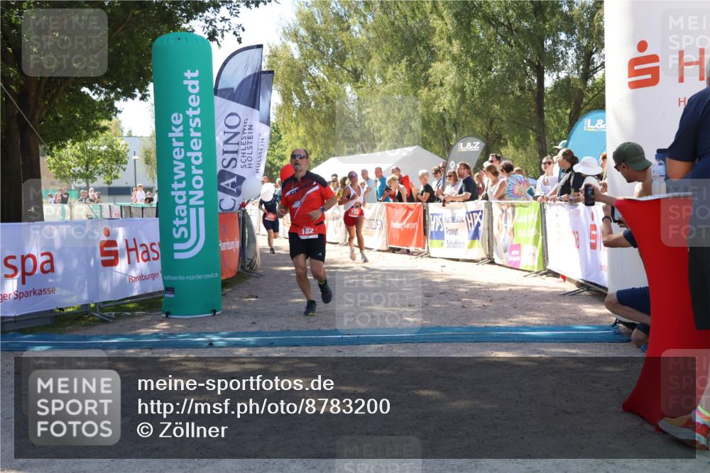 07.09.2025 - 19. Norderstedt Triathlon Zöllner http://msf.ph/oto/8783200 07.09.2025 13:03:52 Ziel 182, 207, 273, 721, 724 meine-sportfotos.de