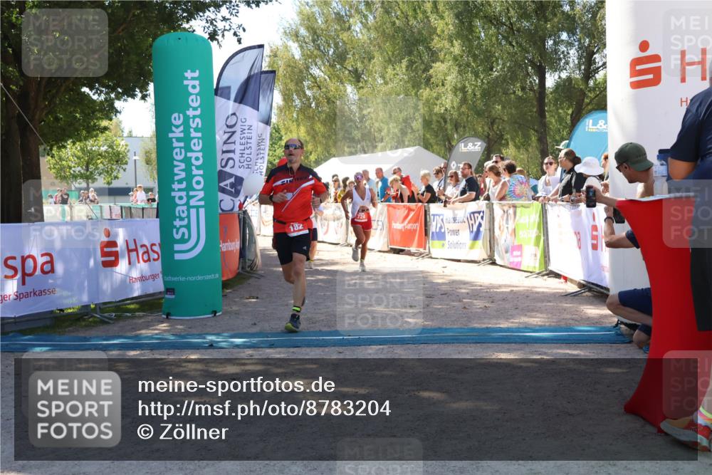 07.09.2025 - 19. Norderstedt Triathlon Zöllner http://msf.ph/oto/8783204 07.09.2025 13:03:52 Ziel 182, 207, 273, 721, 724 meine-sportfotos.de