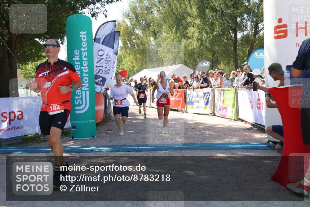 07.09.2025 - 19. Norderstedt Triathlon Zöllner http://msf.ph/oto/8783218 07.09.2025 13:03:53 Ziel 182, 207, 273, 721, 724 meine-sportfotos.de