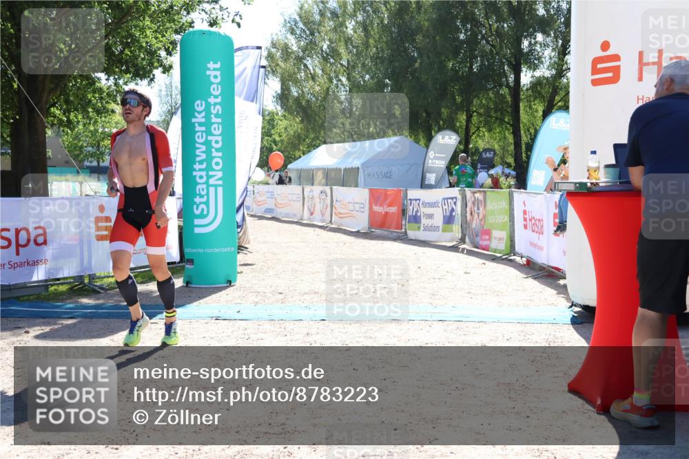 07.09.2025 - 19. Norderstedt Triathlon Zöllner http://msf.ph/oto/8783223 07.09.2025 15:07:44 Ziel 974 meine-sportfotos.de