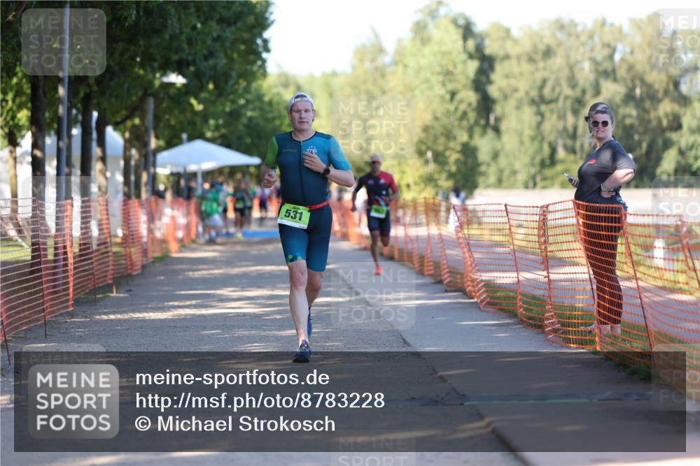 07.09.2025 - 19. Norderstedt Triathlon Michael Strokosch http://msf.ph/oto/8783228 07.09.2025 16:11:30 Laufen 531, 552 meine-sportfotos.de