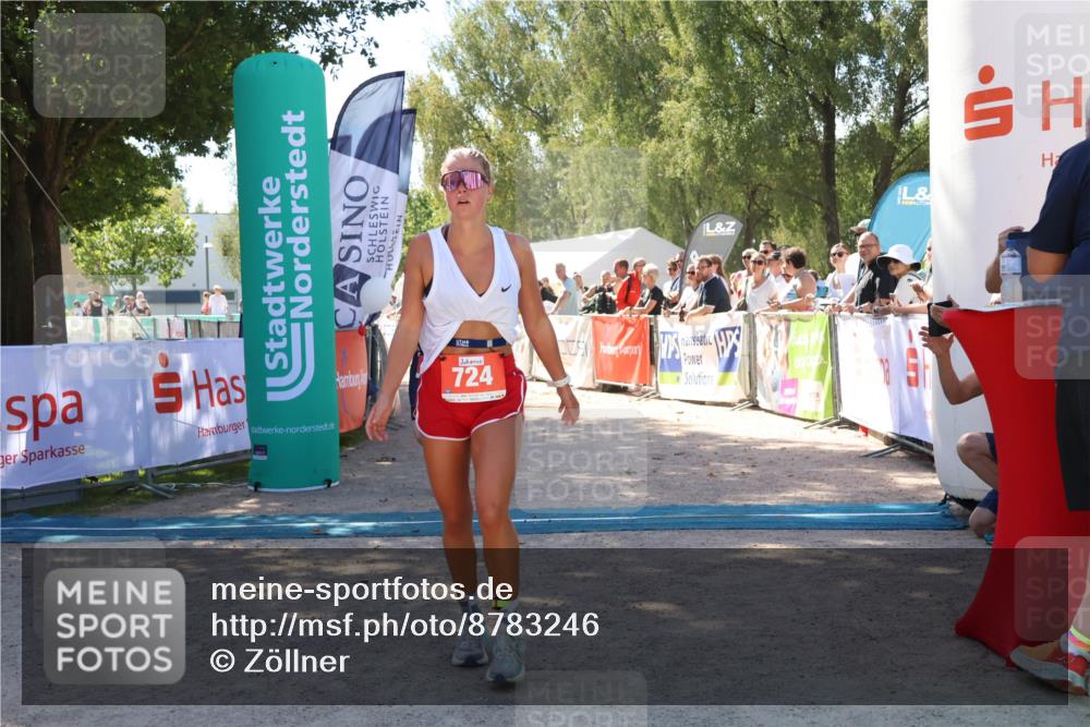 07.09.2025 - 19. Norderstedt Triathlon Zöllner http://msf.ph/oto/8783246 07.09.2025 13:03:55 Ziel 182, 207, 273, 724 meine-sportfotos.de